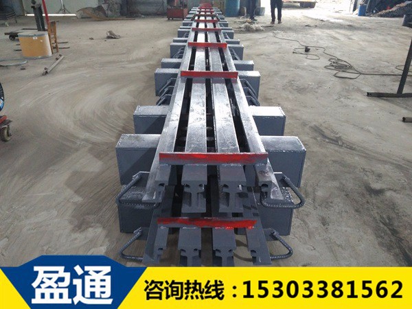 GQF-MZL-240型模數式橋梁伸縮縫 GQF-MZL-240型模數式橋梁伸縮縫